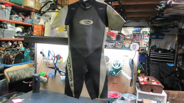 Load image into Gallery viewer, Used O'Neill Shorty Wetsuit - Size Small
