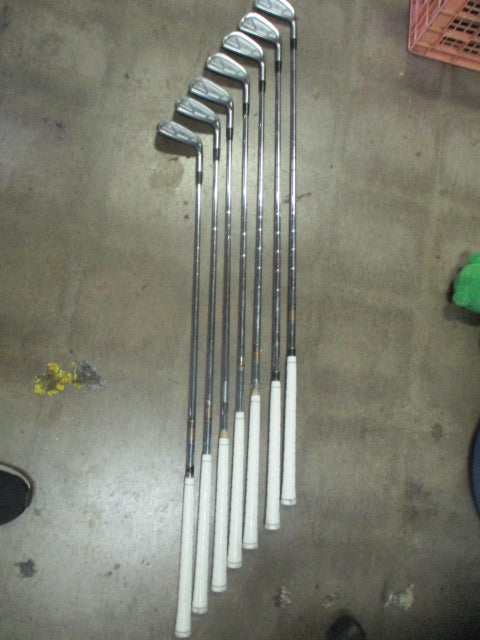 Load image into Gallery viewer, Used Mizuno T Zoid Comp EZ 3-PW RH Missing 6 Iron
