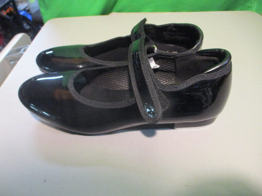 Used Danskin Size 1 Girls Tap Shoes