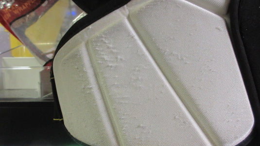 Used CCM Tacks 9060 Shoulder Pads - Jr