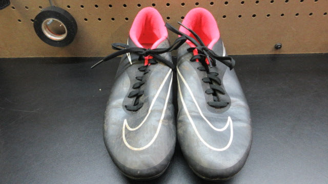 Load image into Gallery viewer, Used Nike Hypervenom Phade FG Soccer Cleats - Size 9.5
