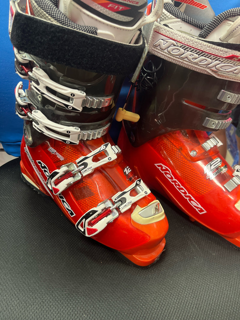 Load image into Gallery viewer, Used Nordica SpeedMachine 12 Size 26.5 Ski Boots
