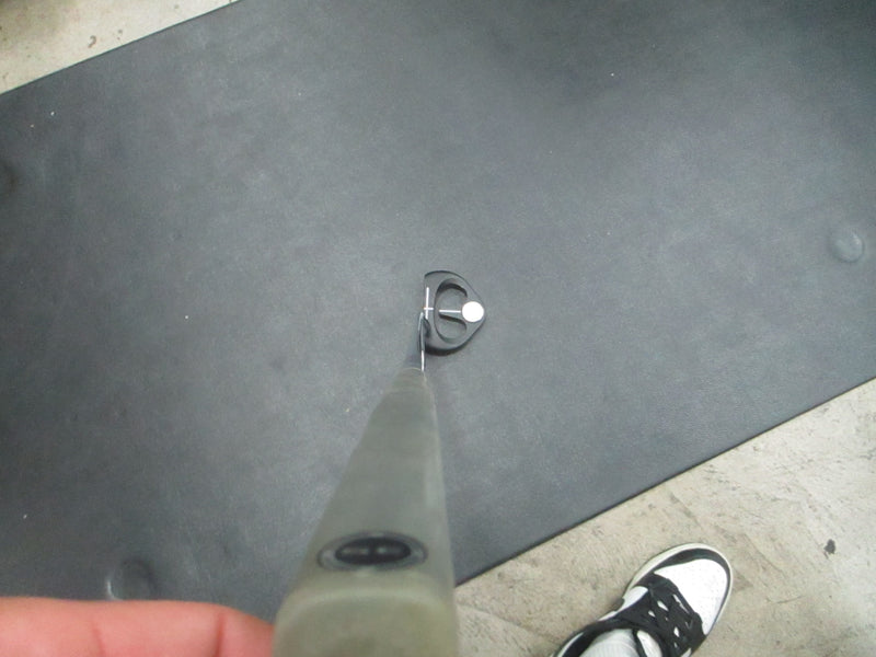 Load image into Gallery viewer, Used Nike OZ T100 35&quot; Putter- RH
