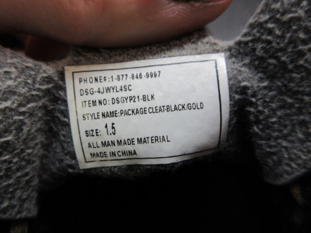 Load image into Gallery viewer, Used DSG Speed Viper Soccer Cleats - Size 1.5
