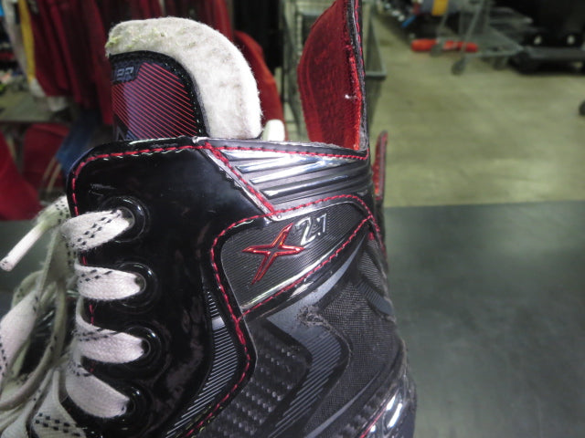 Load image into Gallery viewer, Used Bauer Vapor X2.7 Hockey Skates Size 4
