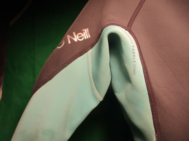 Load image into Gallery viewer, Used Oneill Womens sz 4 top and bottom Wetsuit
