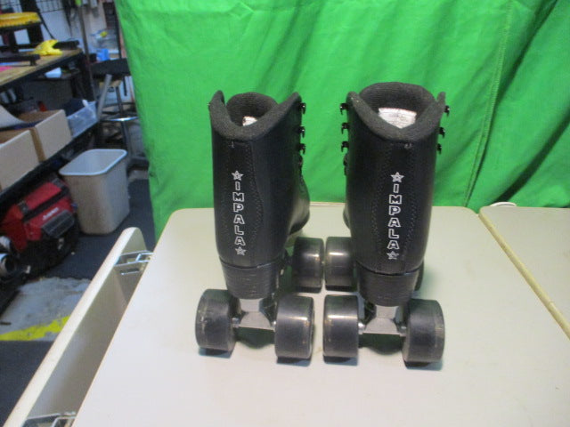 Load image into Gallery viewer, Used Impala Quad Womens Size 1 Roller Skates
