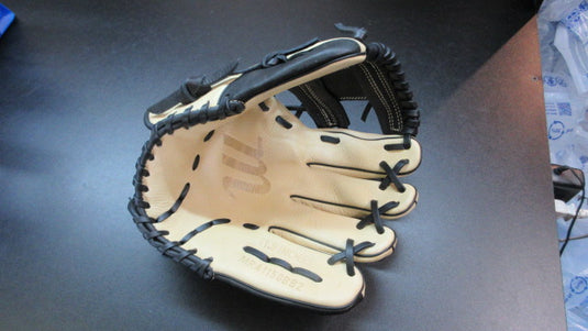 Used Marucci 11.5" Marksman Series Glove - RHT