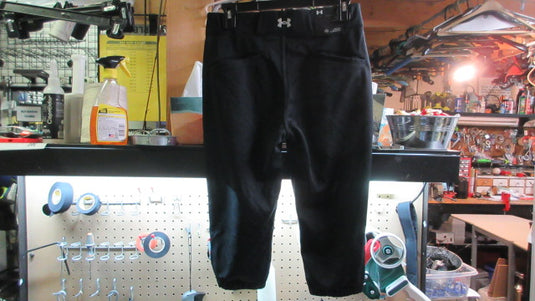 Under Armour Softball Pants Size Adult Small - Black