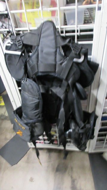 Load image into Gallery viewer, Used Heaton Helite-Z Goalie Hockey Chest Protector Size Adult - straps wear
