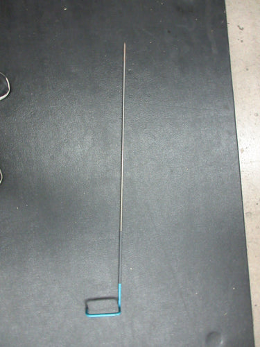 Used Golf Club Stand and Club Caddy Keeps Your Clubs Clean