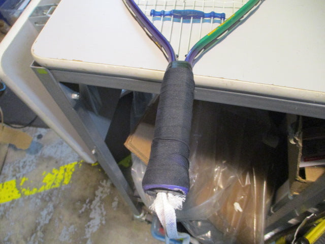 Load image into Gallery viewer, Used Ektalon Tricomp 21" Racquetball Racquet
