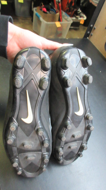 Used Nike Hypervenom Phade FG Soccer Cleats - Size 9.5