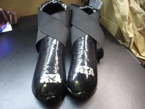Used Century Macho Martial Arts Foam Foot Protectors
