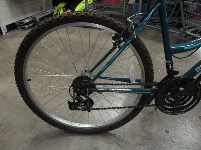 Load image into Gallery viewer, Used Roadmaster Granite Peak 18 Speed Mountain Bike (Needs Service)
