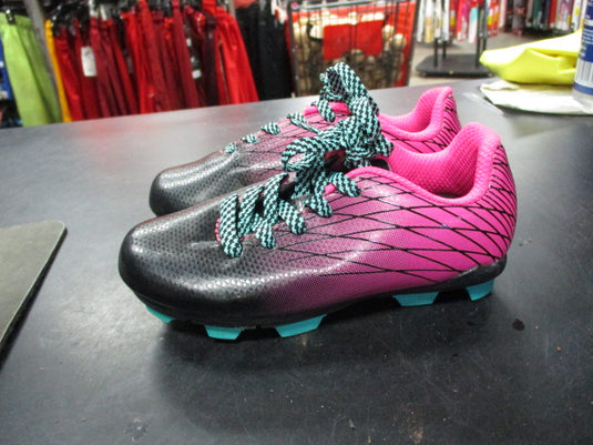 Used DSG Size 8K Soccer Cleats