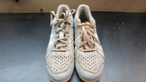 Used Under Armour Leadoff Baseball Cleats - Size 8