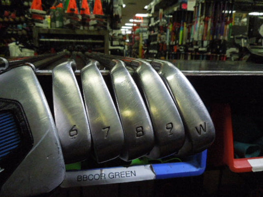 Used Top Flite 7pc Left Hand Ti Matrix Golf Club Set 6-9i, Wedge, 5h, 3w