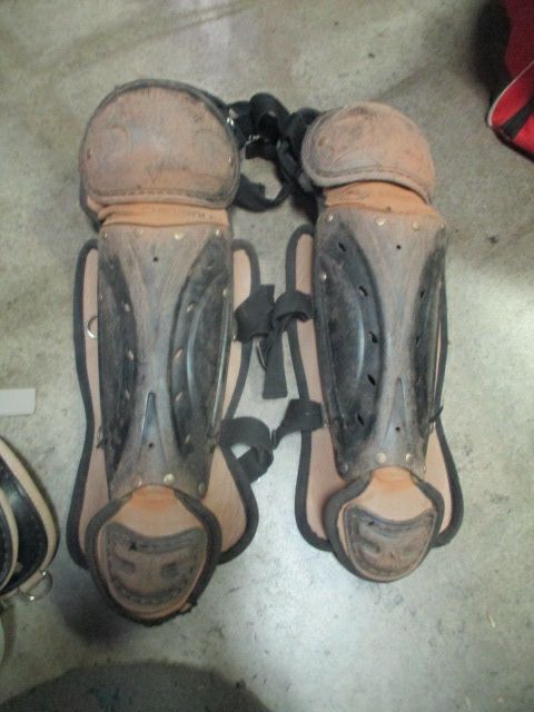Load image into Gallery viewer, Used Pair of Chevrolet Catchers Shin Guards
