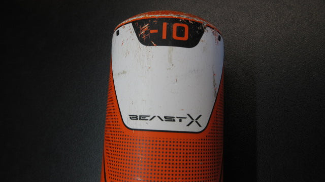 Load image into Gallery viewer, Used Easton Beast 24&quot; -10 Aluminium Teeball Bat
