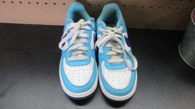 Load image into Gallery viewer, Used Nike Air Force 1 '07 LV8 PS Sneaker - Size Youth 5
