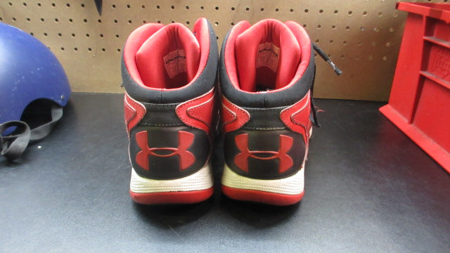 Load image into Gallery viewer, Used Under Armour Mirco Basketball Shoes - Size 11.5
