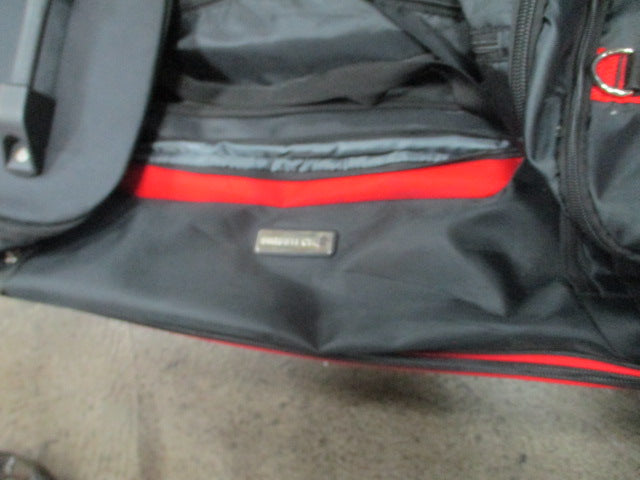 Load image into Gallery viewer, Used Swiss Tech Golf Travel Bag

