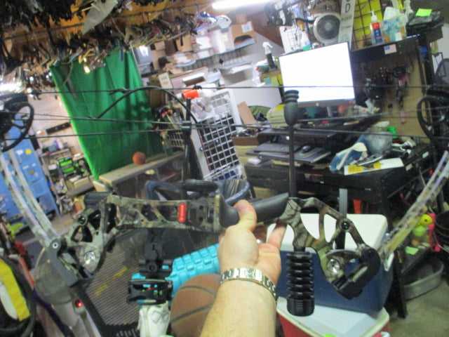 Load image into Gallery viewer, Lanneret Compound Bow and Archery Set Right Hand Archery Compound Bow
