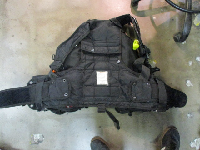Load image into Gallery viewer, Used Zeagle Ranger Size Large Scuba BCD (Needs Inspection)
