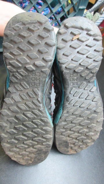 Load image into Gallery viewer, Used Salewa Wildfire Edge Women's Hiking Shoes - Size 8
