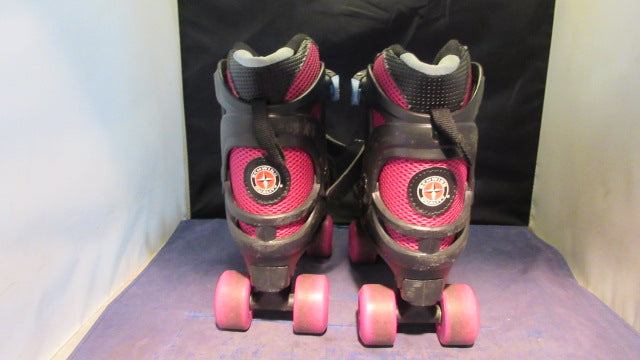 Load image into Gallery viewer, Used Schwinn Switcher Roller Skates / In Line Skates Adjustable Size 5 - 8
