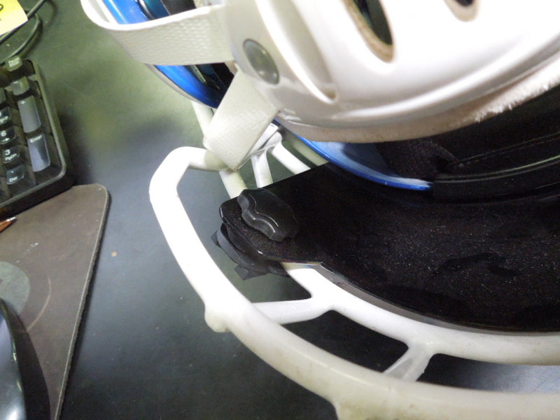 Load image into Gallery viewer, Used Schutt F7 Youth LX1 Football Helmet w NXTRND Visor Size Not Found Cert 2023
