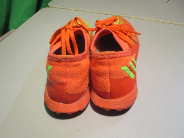 Load image into Gallery viewer, Used Adidas Predator Size 3 Indoor Soccer Cleats - Wear On Back
