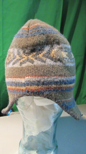 Load image into Gallery viewer, Used Dorfman Pacific Co. Beanie Size Small
