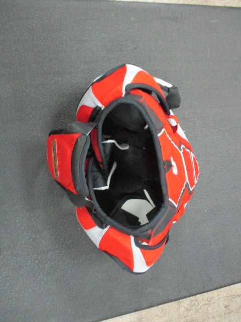 Used CCM U+  Fit07 Junior Youth Medium Hockey Shoulder Pads