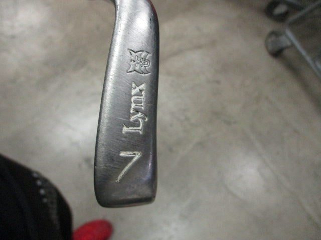 Load image into Gallery viewer, Used Lynx Predator Gold 7 Iron- RH
