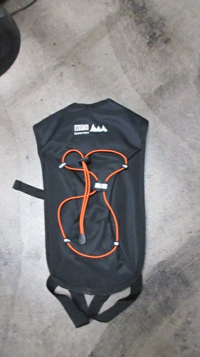 New WFS 2 Liter Droplet Hydration Pack