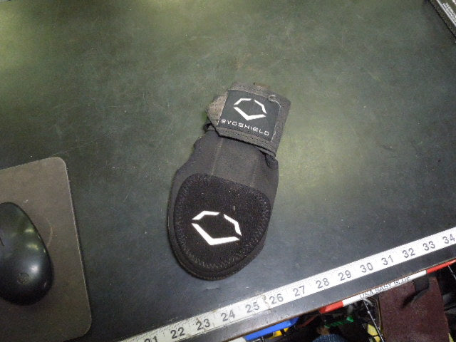 Load image into Gallery viewer, Used Evoshield Sliding Mitt in Black Size Youth
