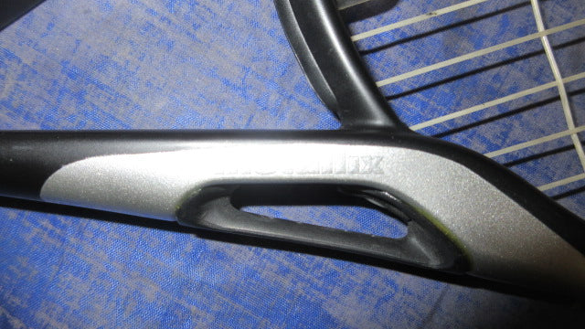Load image into Gallery viewer, Used Head Metallix 6 27&quot; Tennis Racquet
