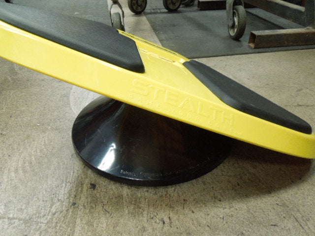 Load image into Gallery viewer, Used Stealth Core Trainer Gamified Balance Board
