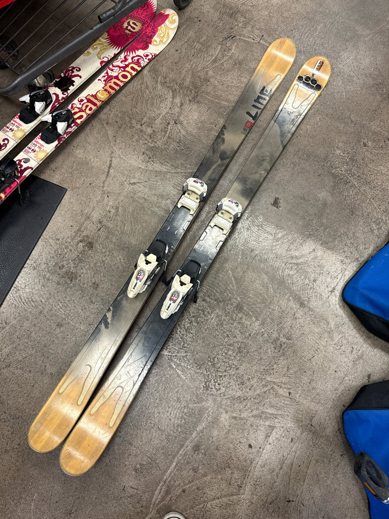 Load image into Gallery viewer, Used Line Prophet 90 Downhill Snow Skis With Market Bindings Size 179cm
