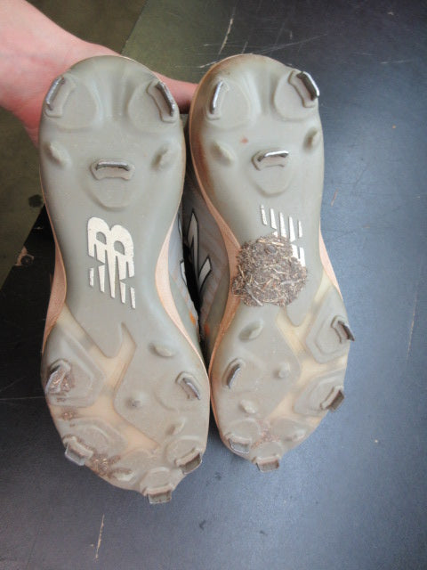 Used New Balance Baseball Cleats - Size 7