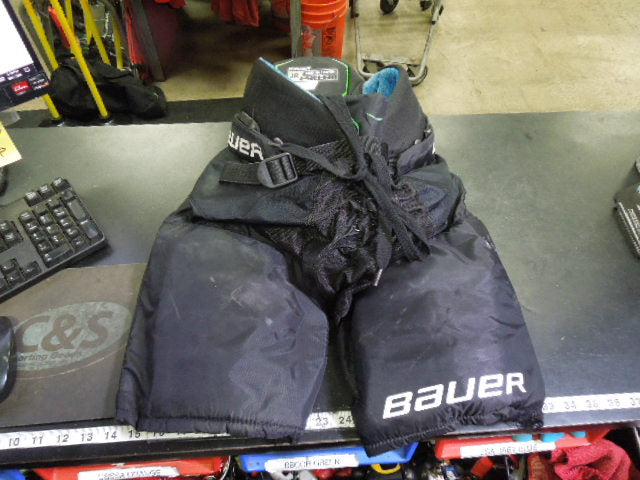Load image into Gallery viewer, Used Bauer X Jr. Hockey Pants in Black Size Jr Medium
