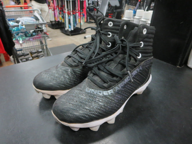 Load image into Gallery viewer, Used Under Armour Highlight Franchise Football Cleat Size 4.5Y

