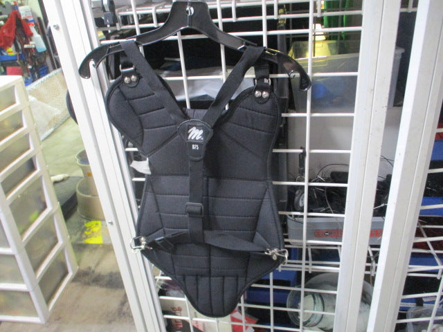 Load image into Gallery viewer, Used MacGregor B75 14.5&quot; Catcher&#39;s Chest Protector
