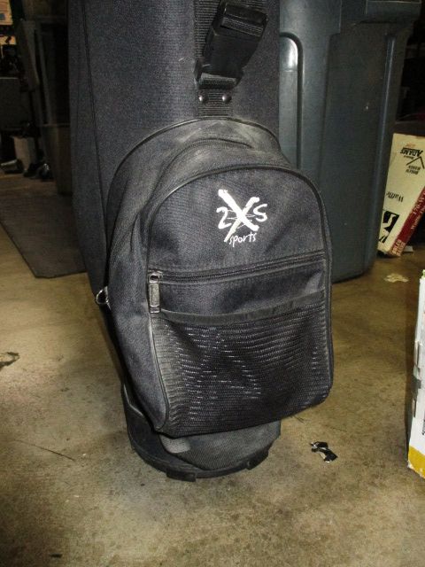 Load image into Gallery viewer, Used 2XS Golf Stand Carry Bag in Black
