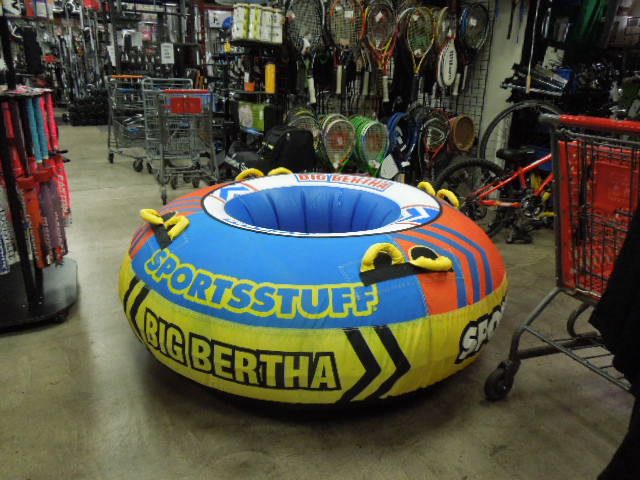 Load image into Gallery viewer, Used Sports Stuff Big Bertha Towable 4 Person Towable Tube with Outer Cover
