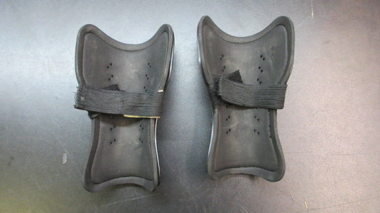 Used Wilson Soccer Shin Guards - Size Youth