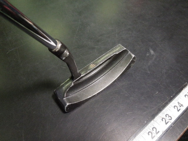 Load image into Gallery viewer, Used Dynaflite SF-111 Right Hand 32" Putter

