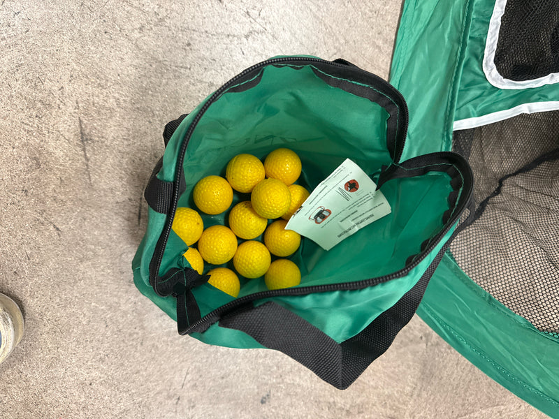 Load image into Gallery viewer, Used Backyard Birdie Chipping Trainer with Carry Bag and Training Balls
